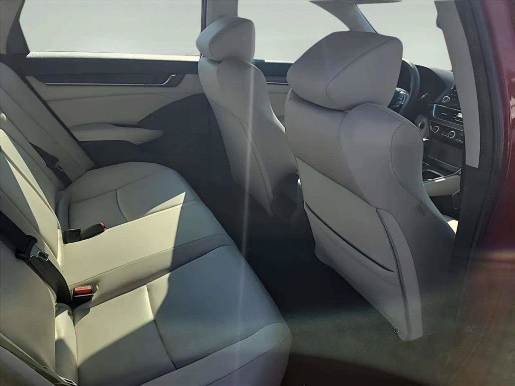 Used 2019 Honda Accord LX image 19