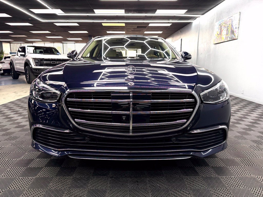Used 2024 Mercedes-Benz S 580 4MATIC Sedan image 4