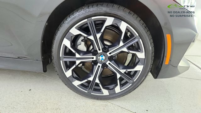 Used 2025 BMW 330i xDrive Sedan AWD/4WD image 61