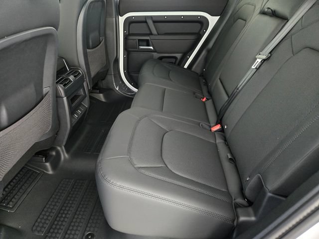 New 2026 Land Rover Defender 110 X-Dynamic SE AWD/4WD image 5
