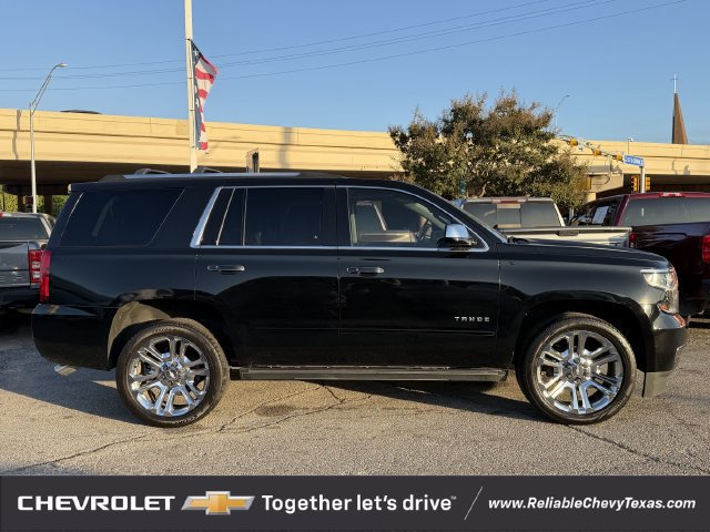 Used 2020 Chevrolet Tahoe Premier w/ Premier Plus Edition RWD image 3