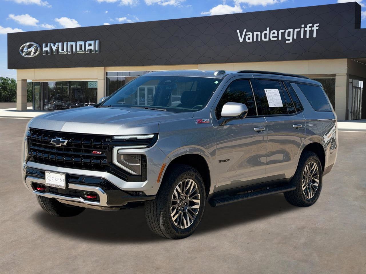 Used 2025 Chevrolet Tahoe Z71 AWD/4WD image 2