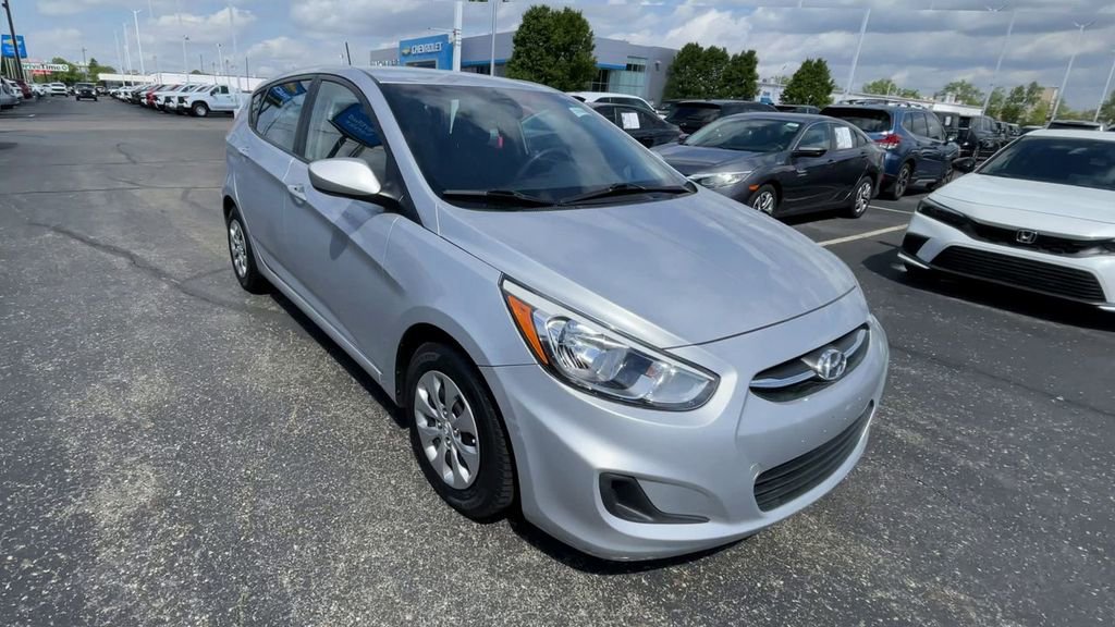 Used 2016 Hyundai Accent SE FWD image 4