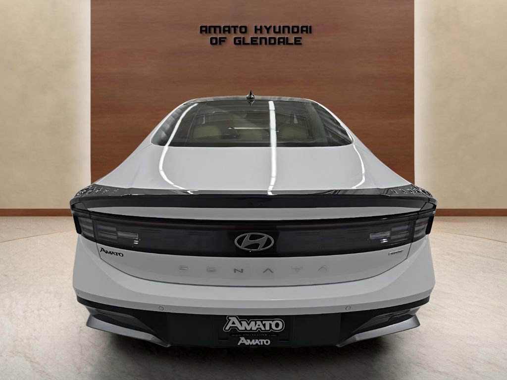 New 2026 Hyundai Sonata Limited FWD image 5