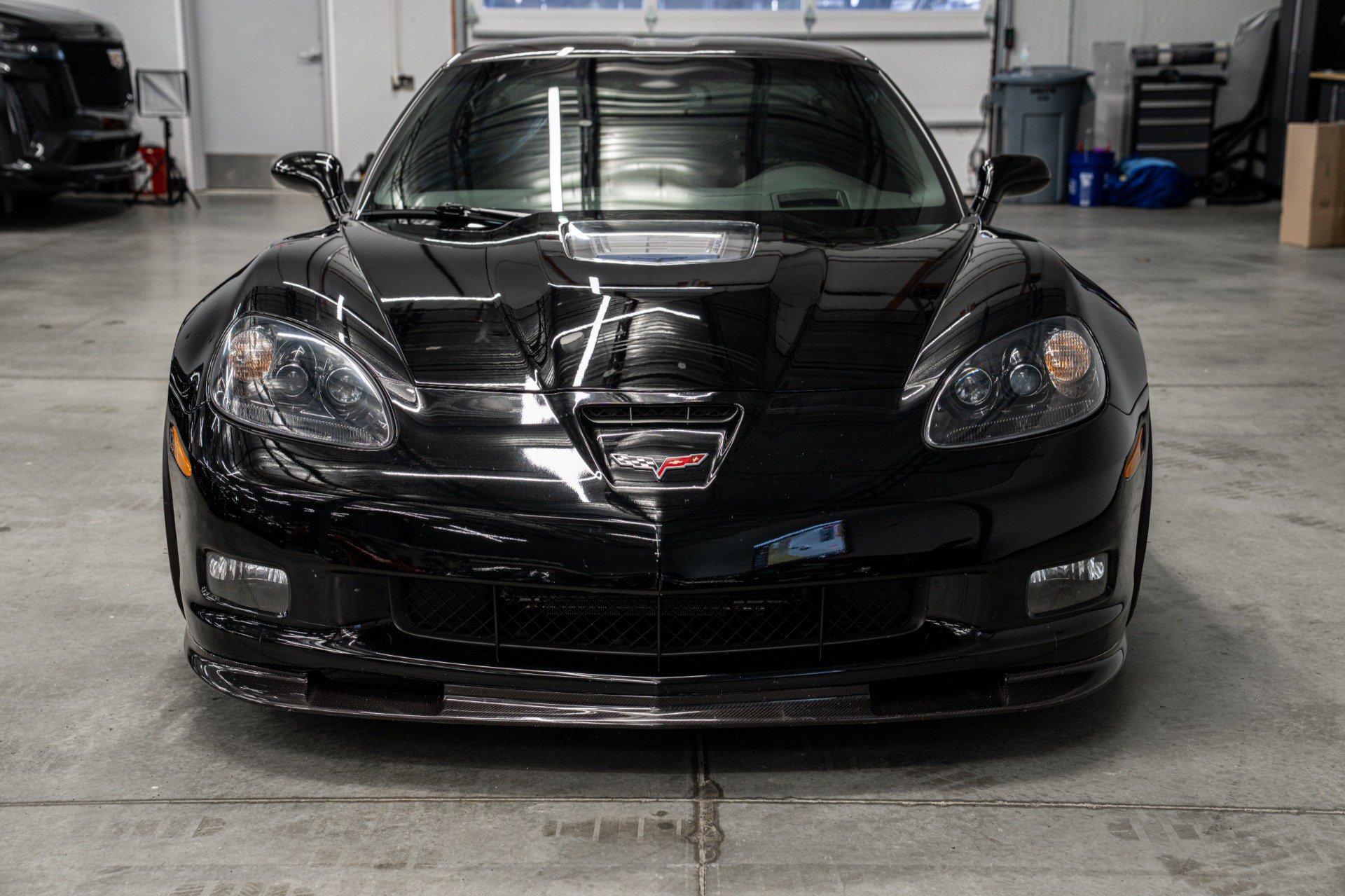 Used 2009 Chevrolet Corvette ZR1 w/ Preferred Equipment Group RWD image 4
