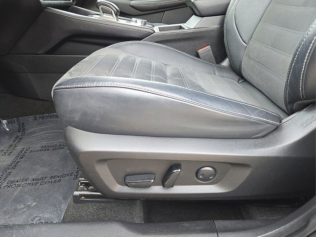 Used 2023 Mitsubishi Outlander SE image 22