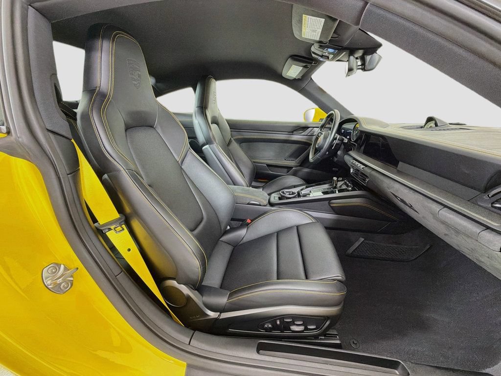 Certified 2023 Porsche 911 Carrera GTS RWD image 26