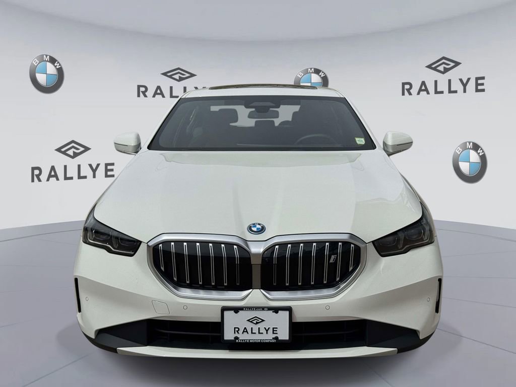 Certified 2025 BMW i5 xDrive40 w/ Premium Package AWD/4WD video 2