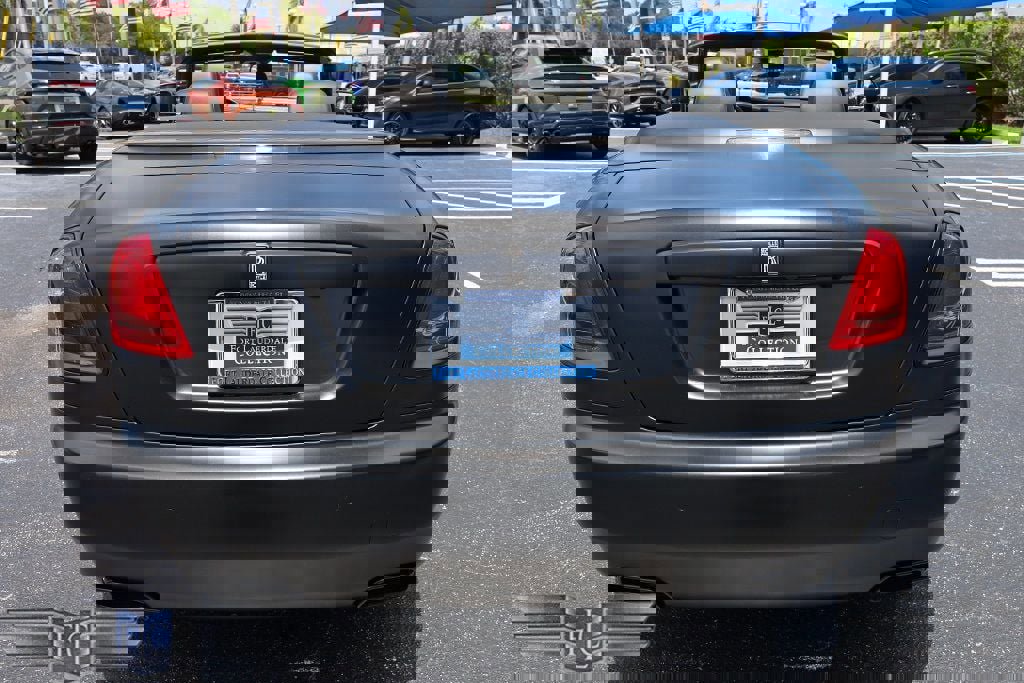 Used 2021 Rolls-Royce Dawn image 9