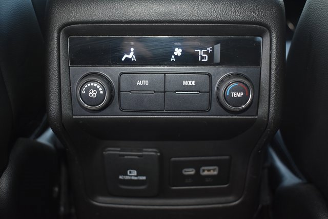 Used 2023 GMC Acadia SLT image 35