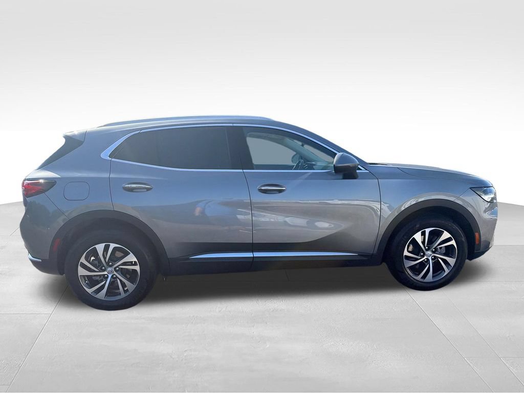 Used 2022 Buick Envision Essence w/ Safety Package FWD image 6