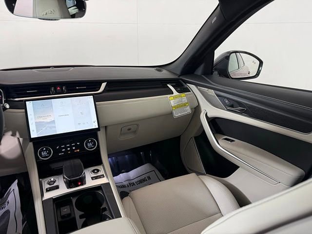 New 2026 Jaguar F-PACE R-Dynamic S image 24