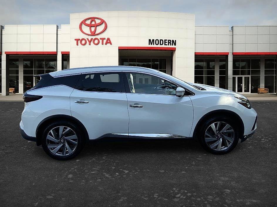 Used 2019 Nissan Murano SL w/ SL Technology Package FWD image 4