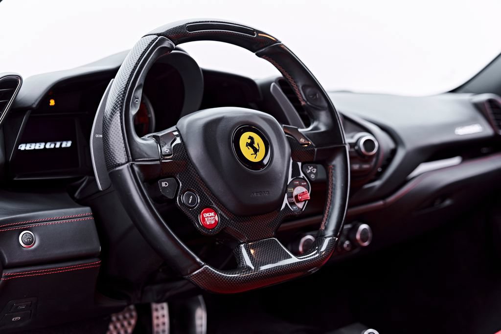 Used 2018 Ferrari 488 GTB RWD image 52