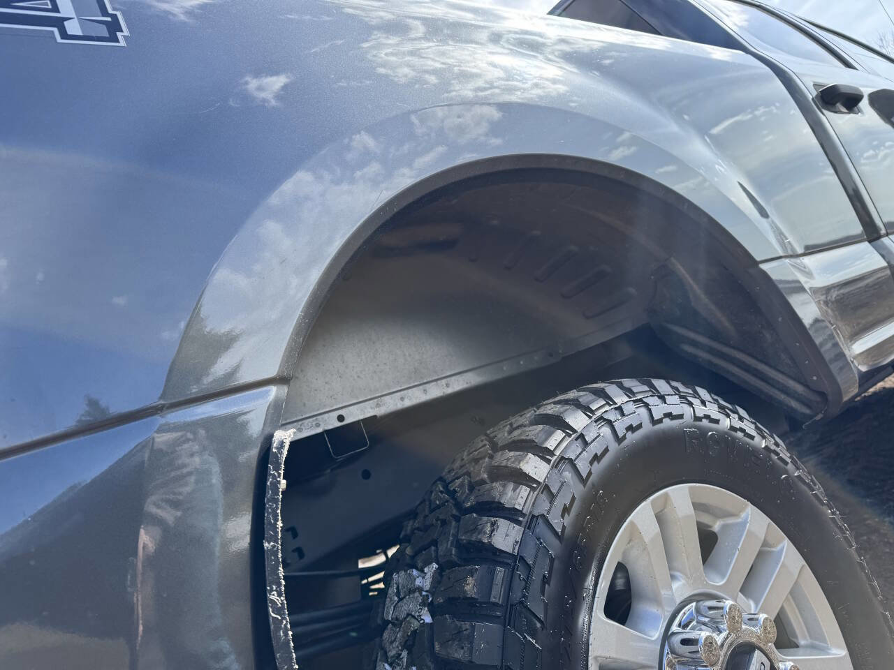 Used 2019 Ford F250 XLT w/ Camper Package image 16