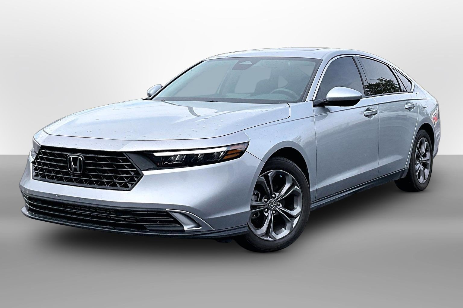 Used 2024 Honda Accord EX image 13