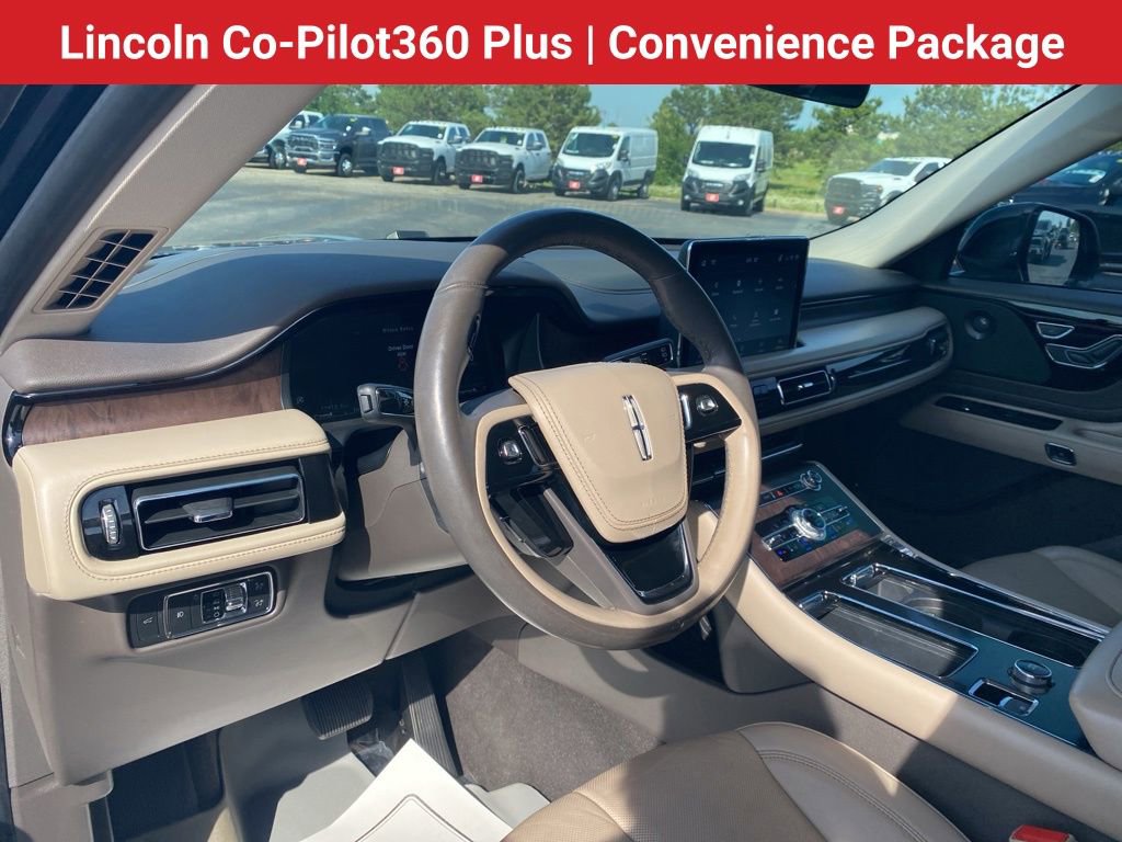 Used 2021 Lincoln Aviator Reserve w/ Equipment Group 201A RWD image 13