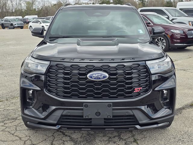 Used 2025 Ford Explorer ST RWD image 8