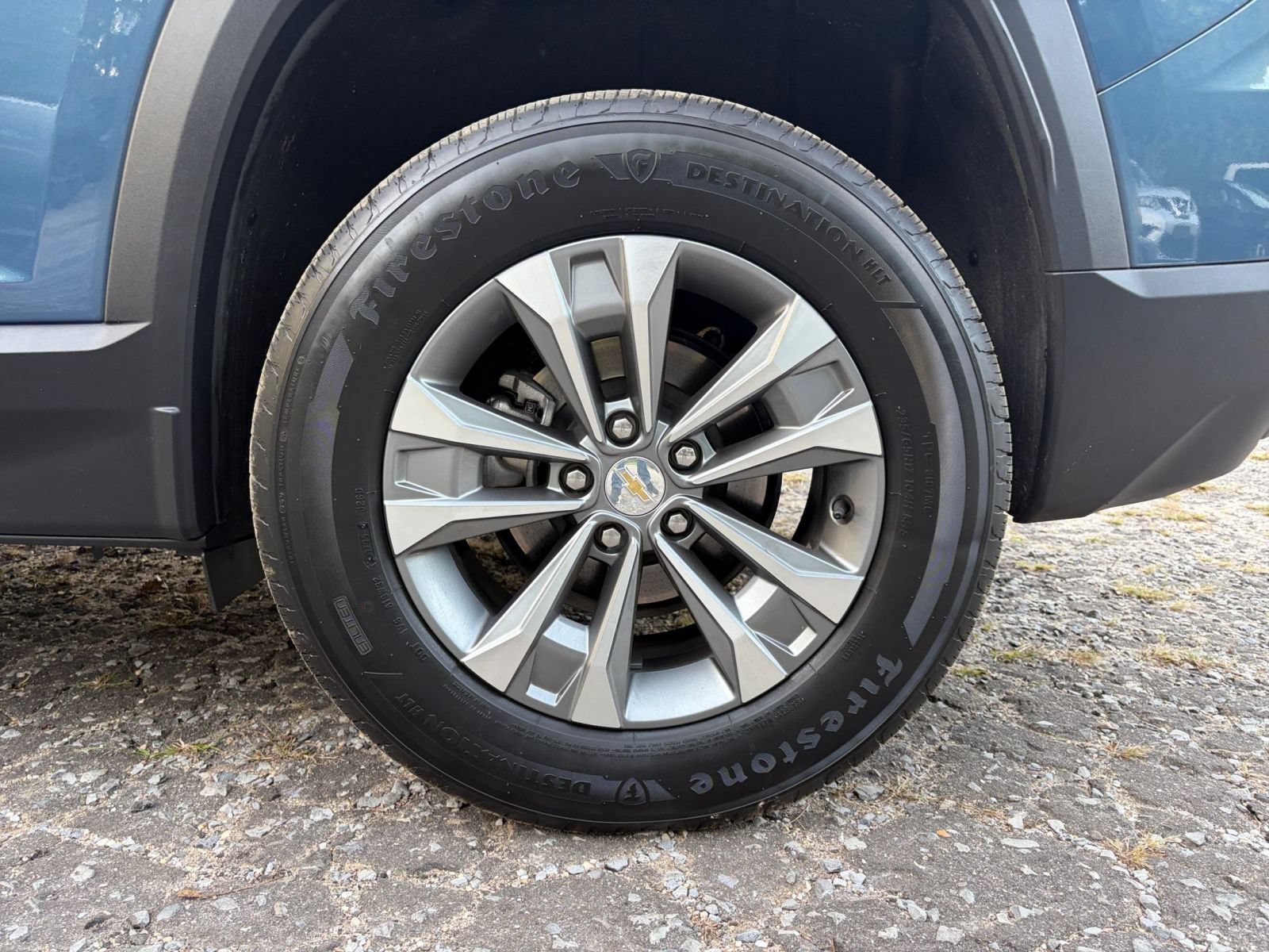Used 2025 Chevrolet Equinox LT FWD image 30