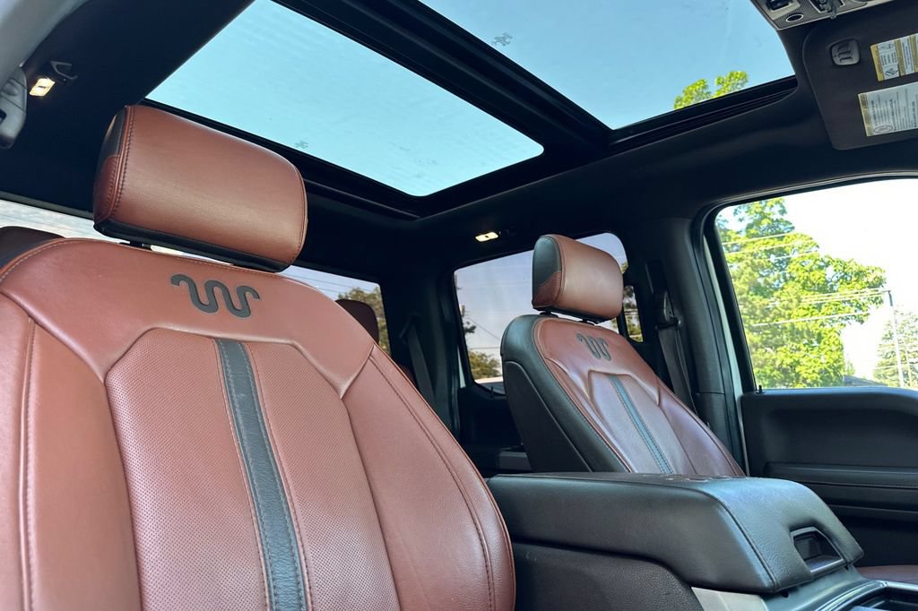 Used 2020 Ford F350 King Ranch w/ King Ranch Ultimate Package AWD/4WD image 16