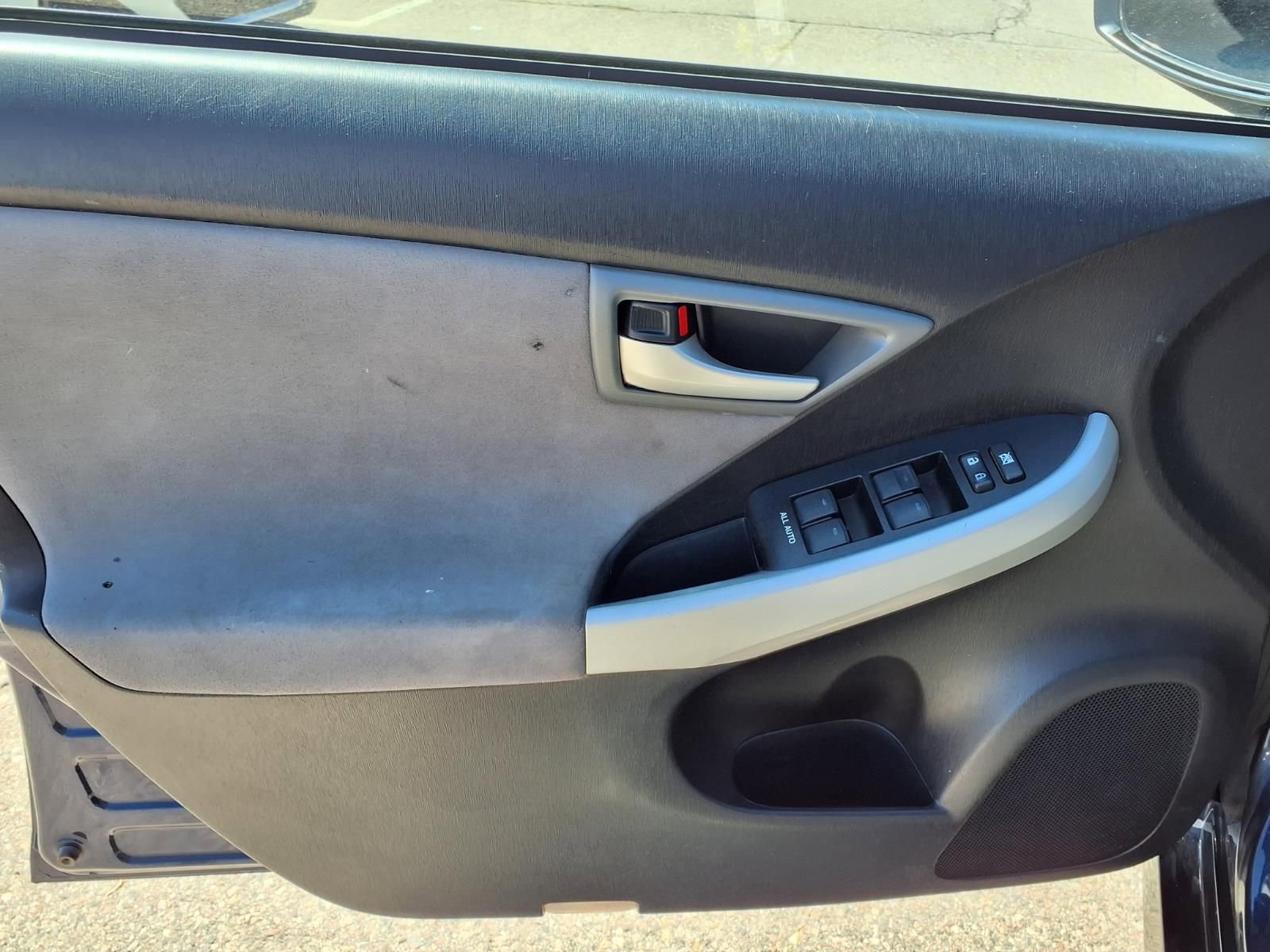 Used 2013 Toyota Prius Two FWD image 14