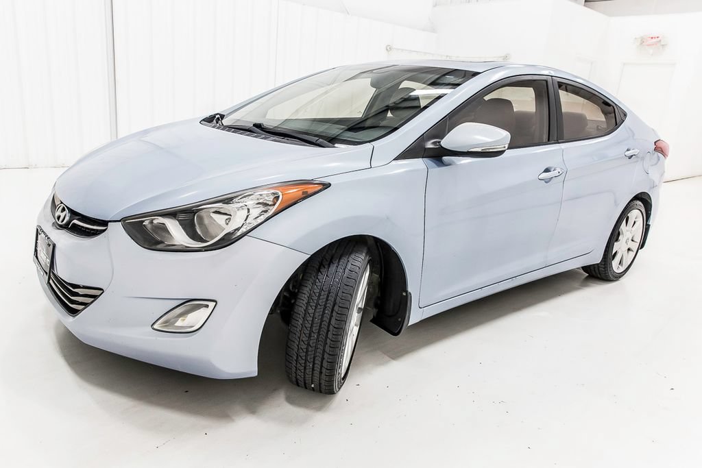 Used 2012 Hyundai Elantra Limited w/ Technology Pkg 5 FWD image 3