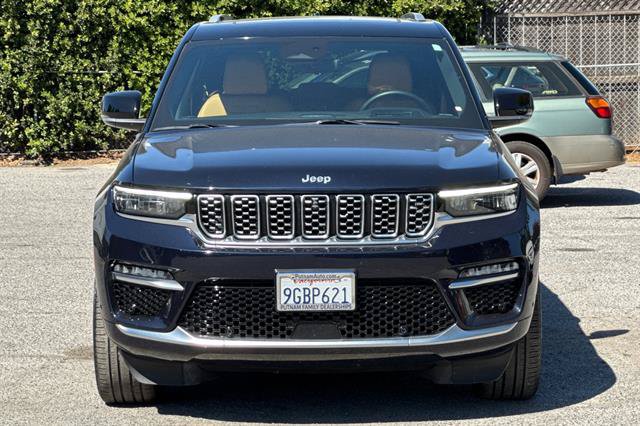 Used 2022 Jeep Grand Cherokee Summit w/ Advanced Protech Group IV AWD/4WD image 8