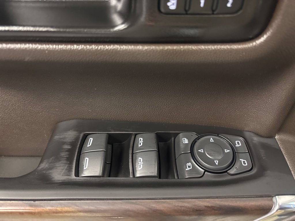 Used 2022 GMC Sierra 1500 SLT AWD/4WD image 28