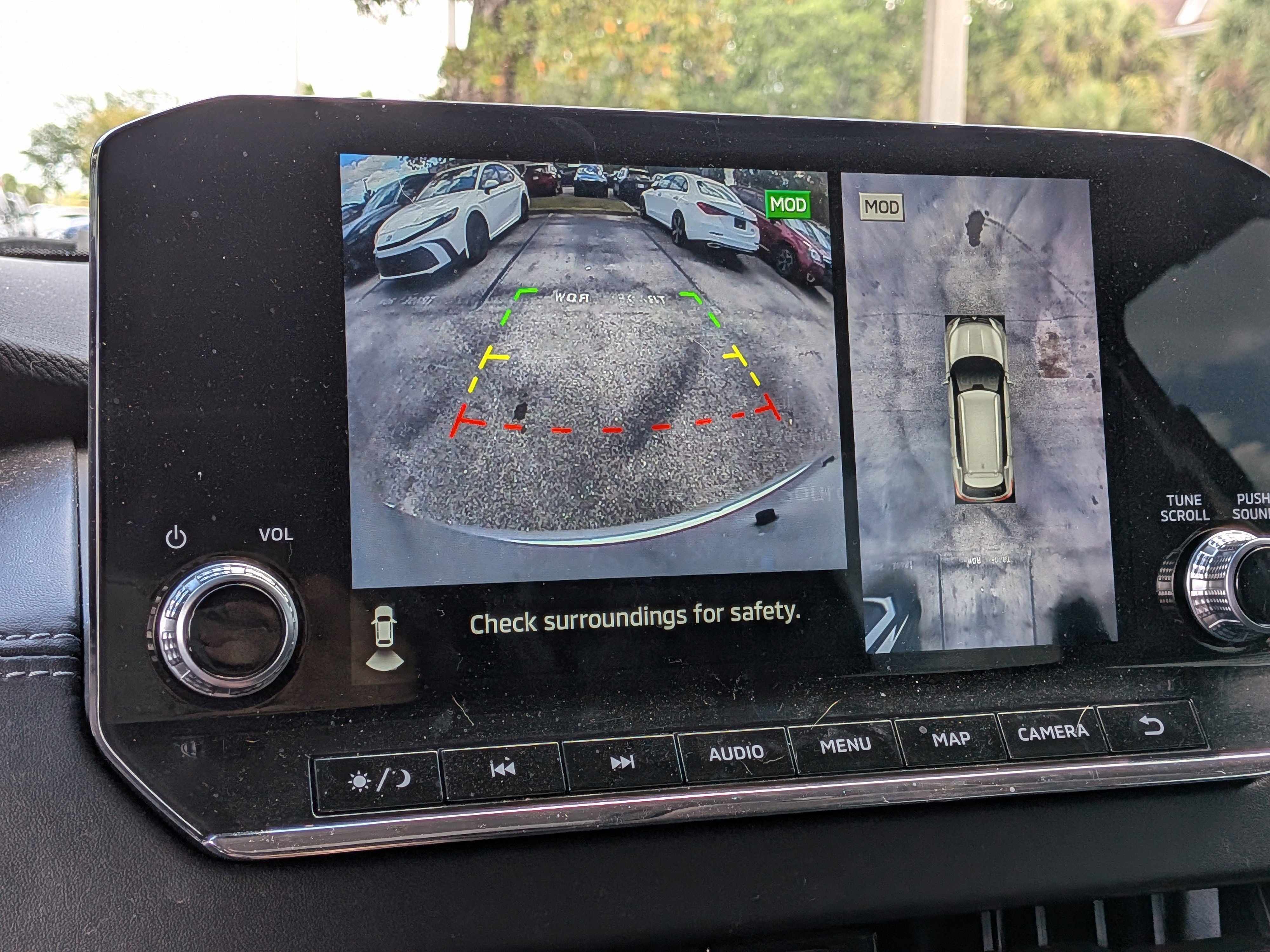 Used 2022 Mitsubishi Outlander SE image 33