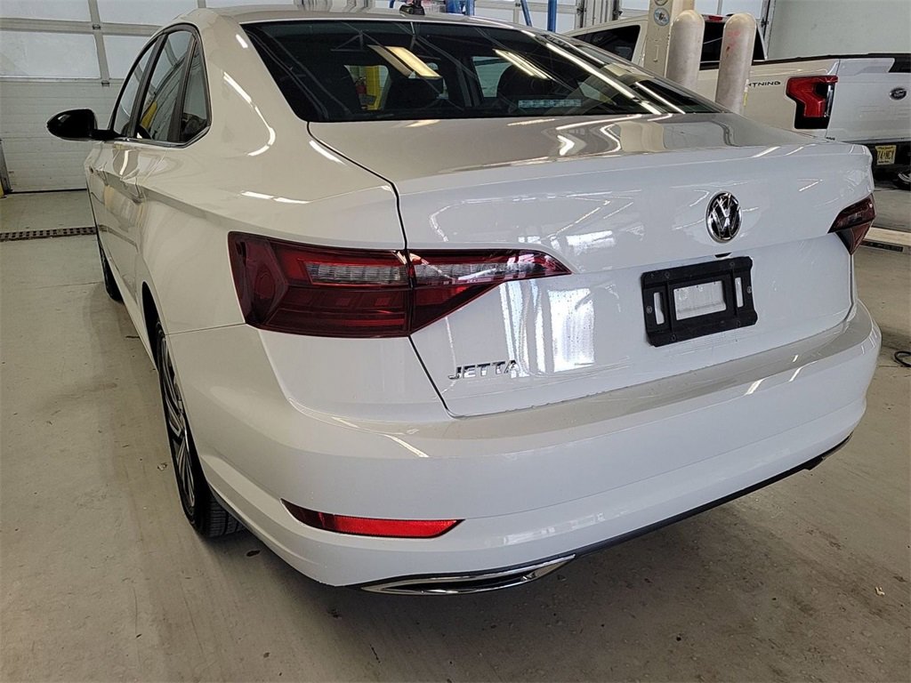 Used 2021 Volkswagen Jetta SEL Premium image 4