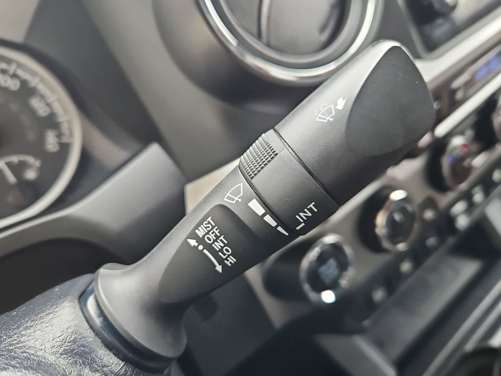 Used 2018 Toyota Tacoma Limited AWD/4WD image 26
