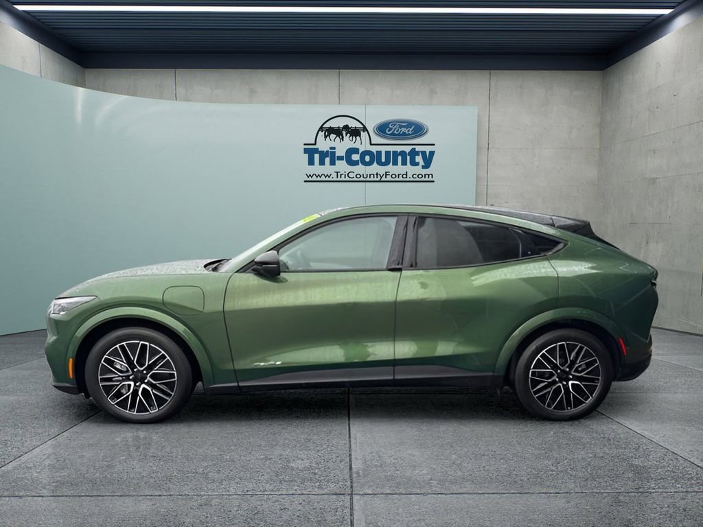 Used 2025 Ford Mustang Mach-E Premium image 4