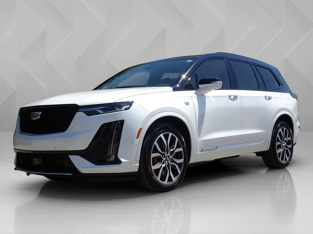 Certified 2022 Cadillac XT6 Sport w/ Technology Package AWD/4WD image 1