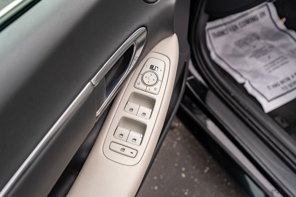 Used 2023 Hyundai Sonata SEL w/ Preferred Accessory Package image 17