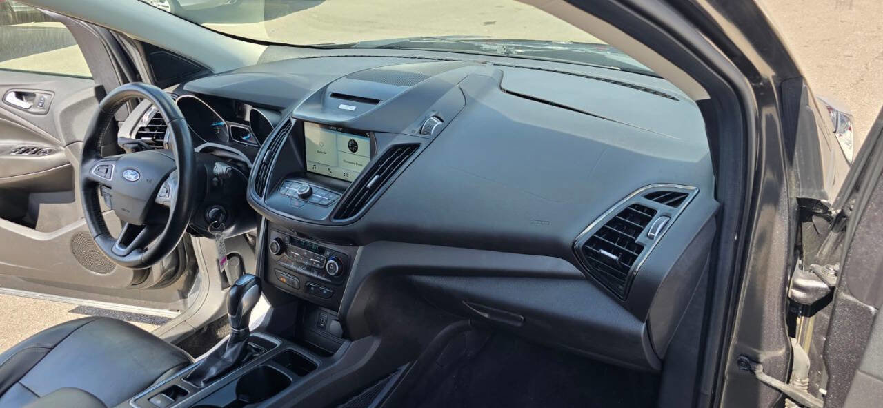 Used 2018 Ford Escape SEL image 39