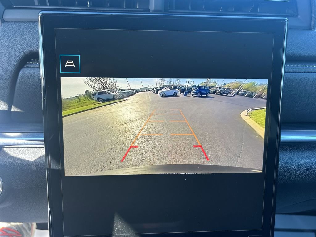 Used 2026 GMC Terrain Elevation w/ Elevation Premium Package image 23