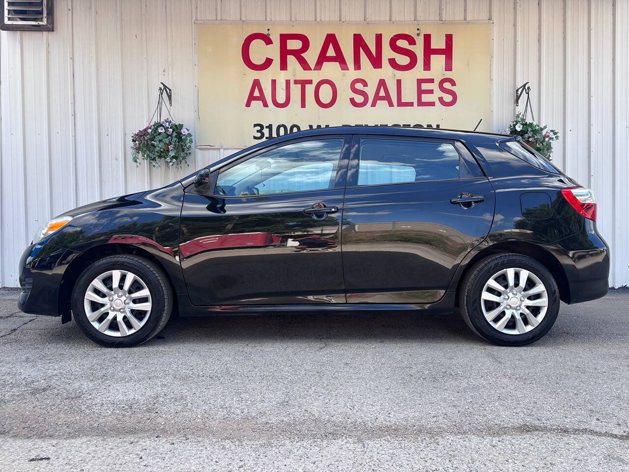 Used 2011 Toyota Matrix FWD image 5