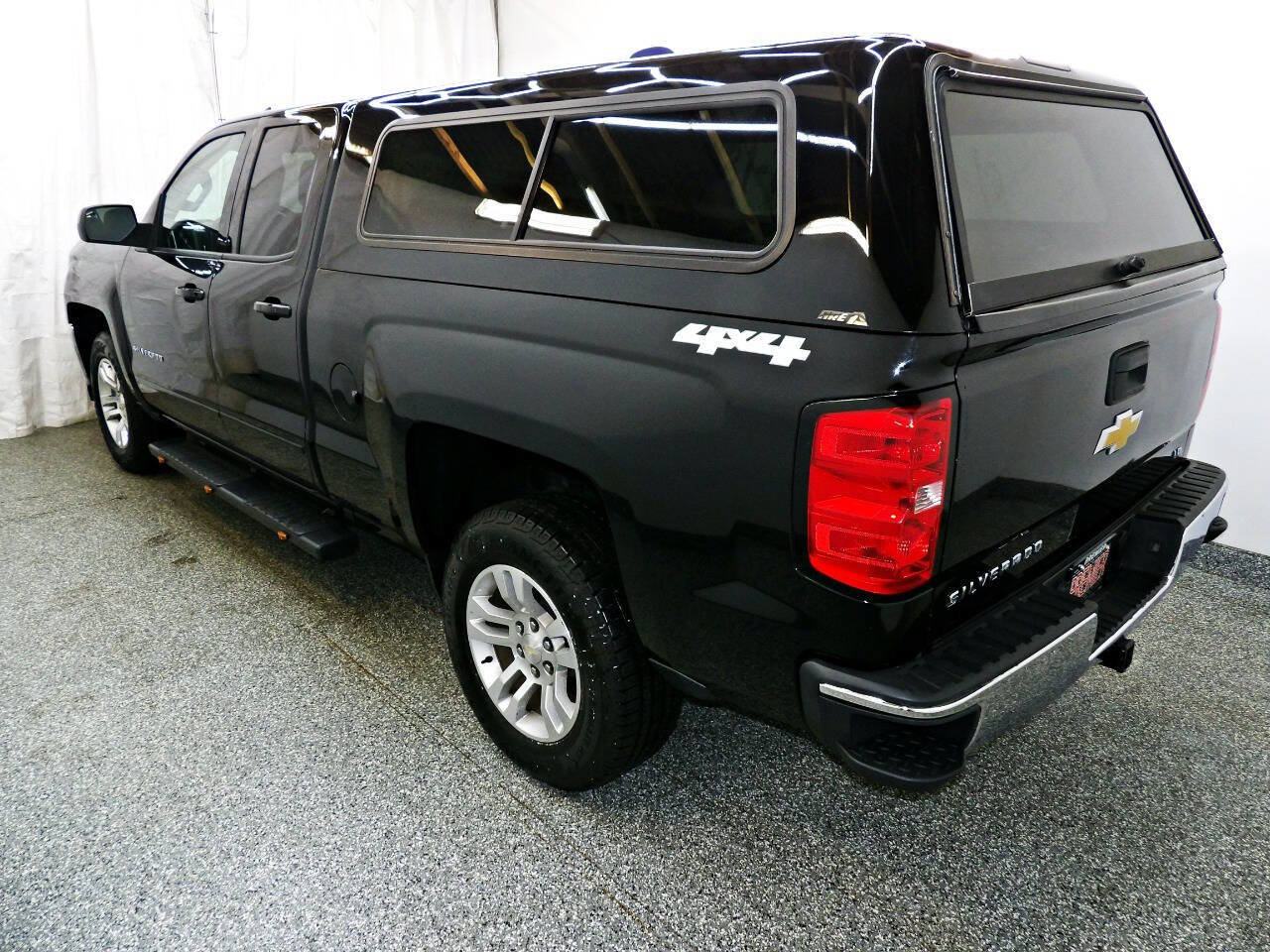 Used 2019 Chevrolet Silverado 1500 LT w/ All Star Edition AWD/4WD image 4