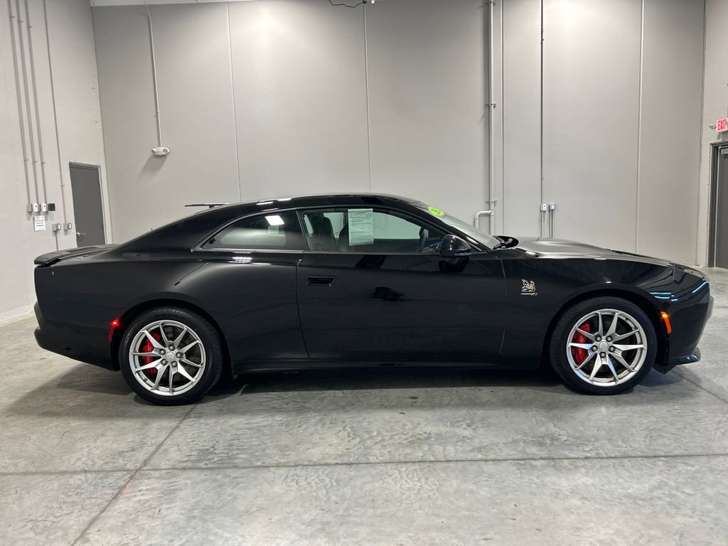 Used 2024 Dodge Charger Daytona Scat Pack w/ Plus Group AWD/4WD image 5
