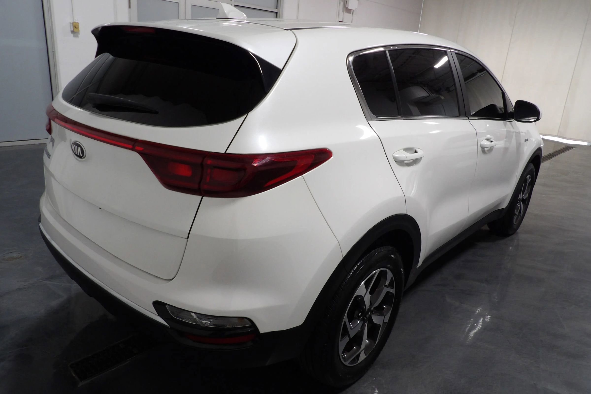 Used 2022 Kia Sportage LX image 4
