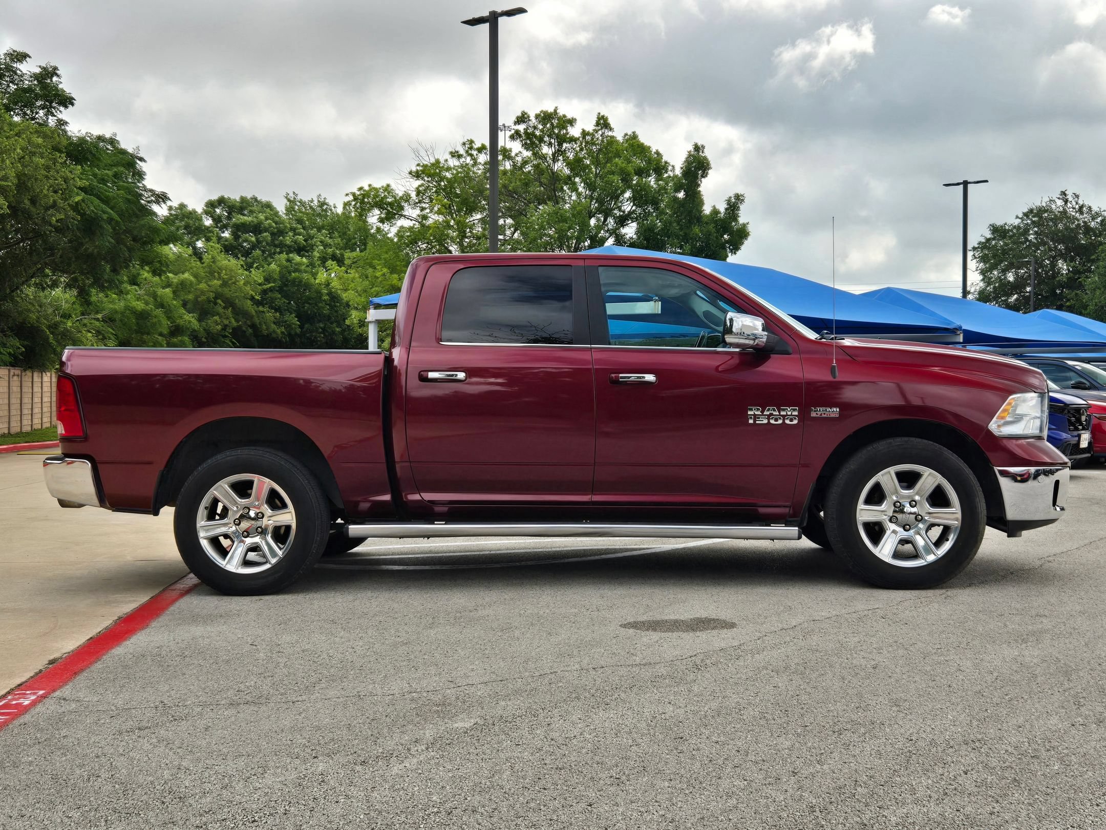 Used 2017 RAM 1500 Lone Star RWD image 2