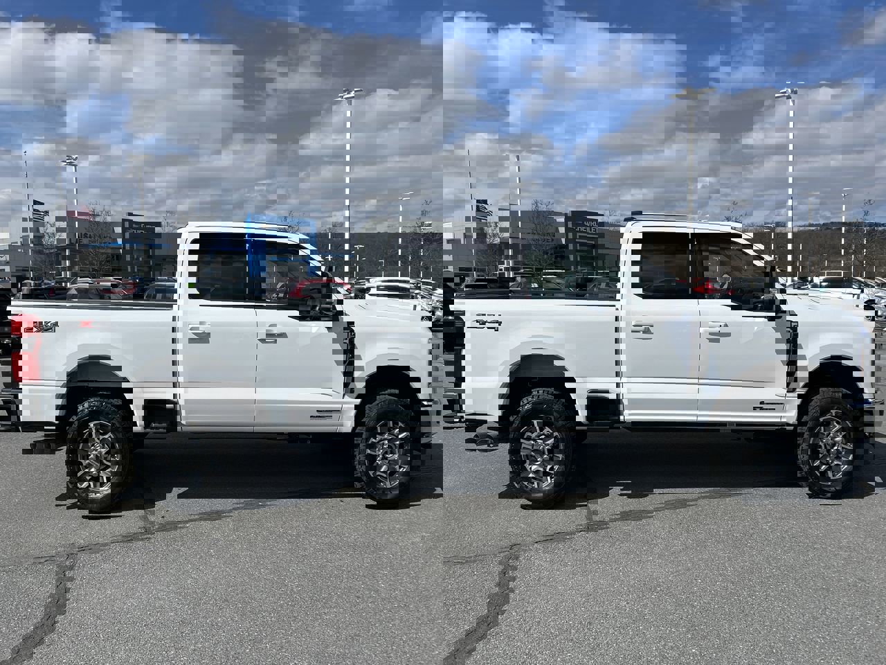 Used 2024 Ford F250 Lariat image 8
