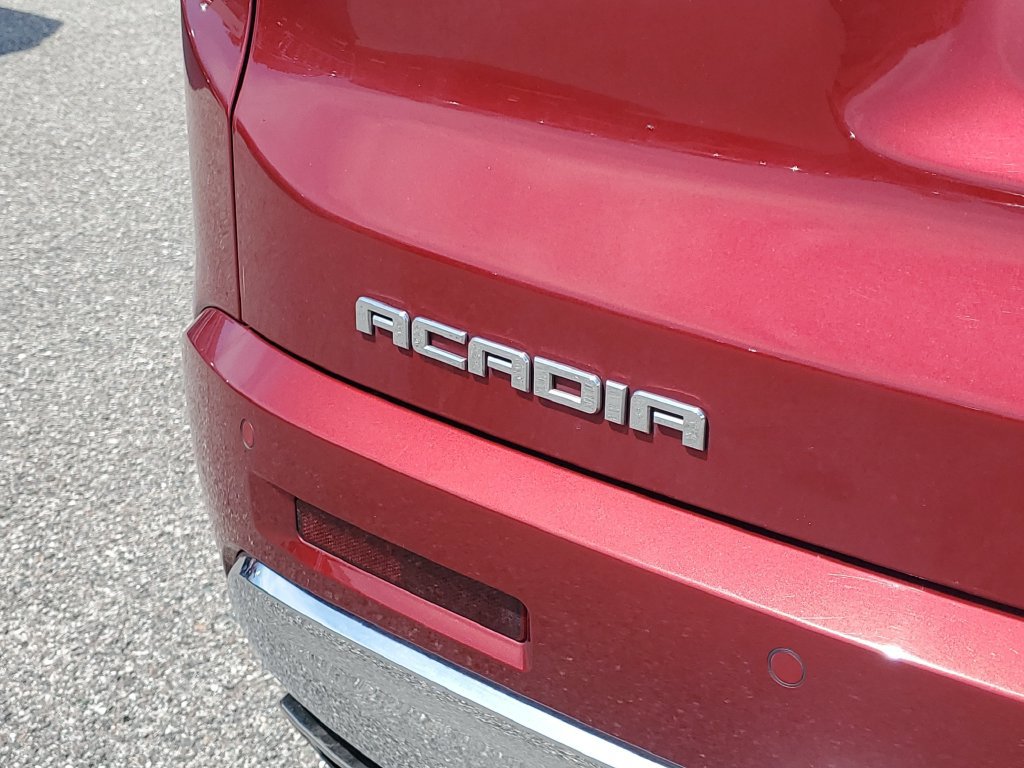 Certified 2019 GMC Acadia Denali w/ Technology Package FWD image 11