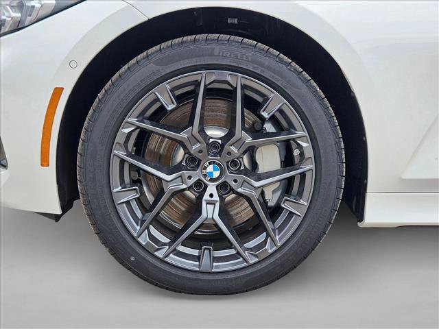 Used 2026 BMW 330i xDrive Sedan w/ Premium Package AWD/4WD image 9