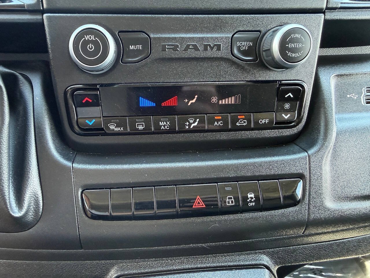 Used 2023 RAM ProMaster 2500 FWD image 37