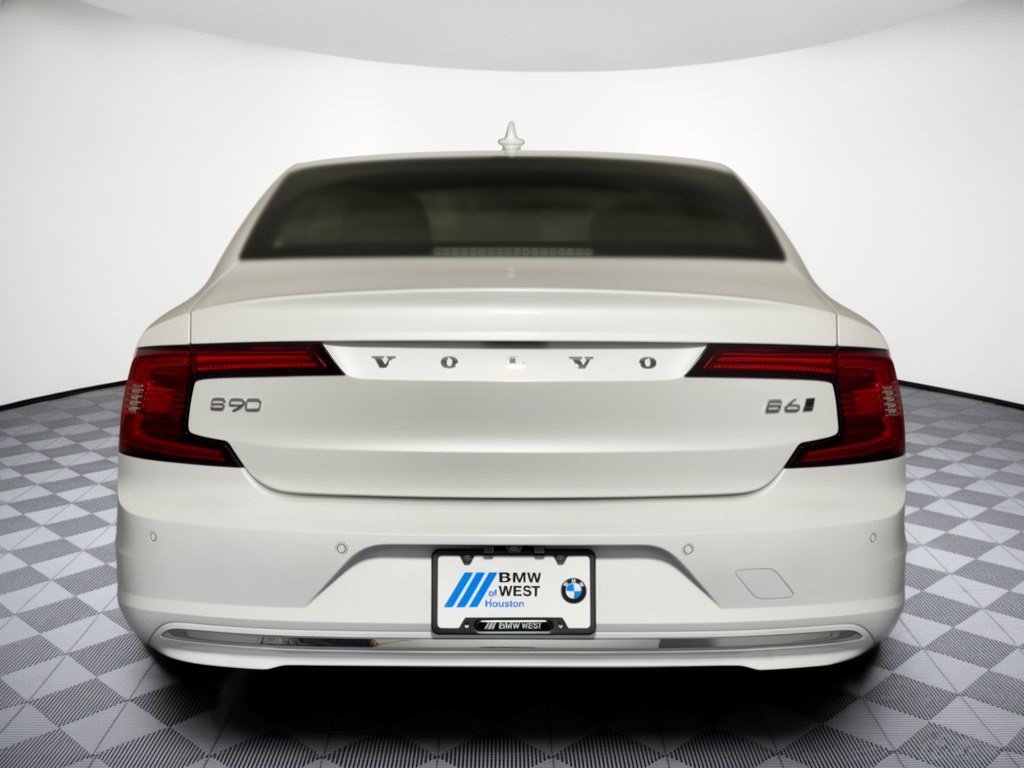 Used 2025 Volvo S90 B6 Plus AWD/4WD image 11