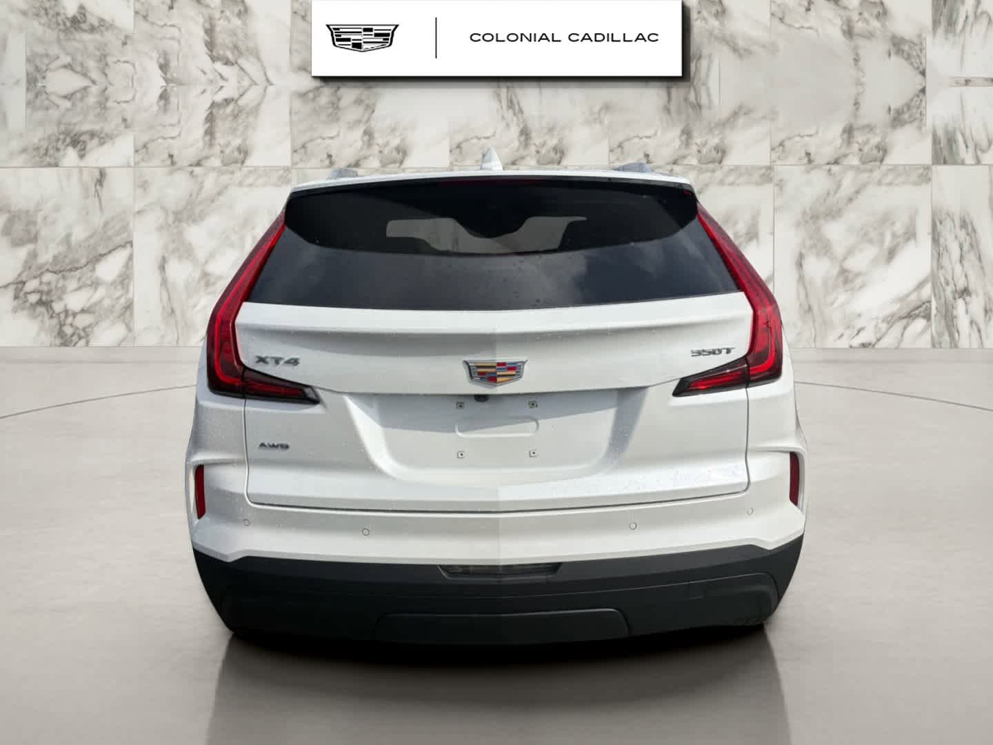 Used 2024 Cadillac XT4 Luxury w/ Cold Weather Package AWD/4WD image 4