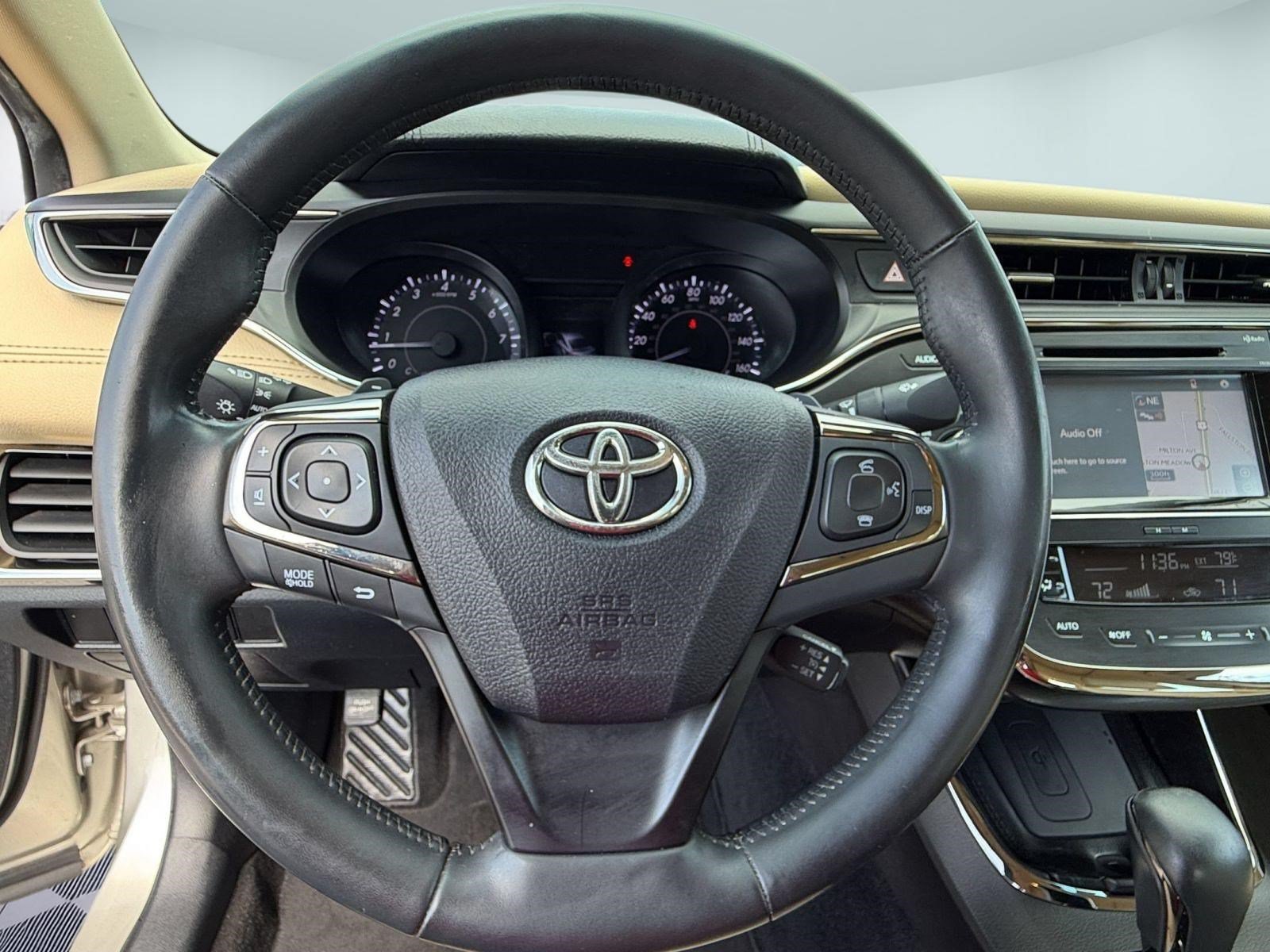Used 2016 Toyota Avalon Touring FWD image 11