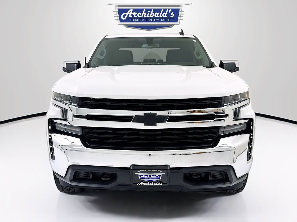 Used 2020 Chevrolet Silverado 1500 LT AWD/4WD image 2