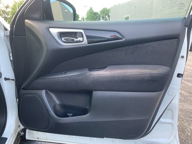 Used 2015 Nissan Pathfinder S AWD/4WD image 20